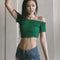 Blusa Verde Fruta Escote Asimétrico Manga Corta Ajustada