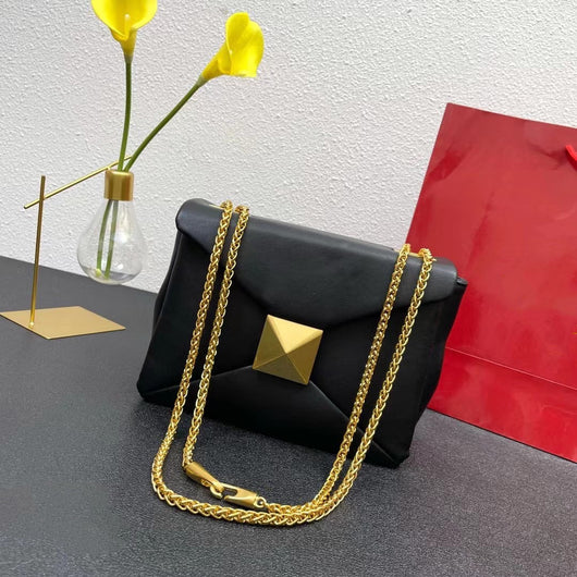 Bolso de Cadena Retro con Remaches Dorados para Mujer - Versátil y Elegante - Image 14