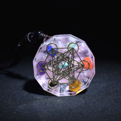 Collar de Orgonita con Gemas de Cristal para Sanación Reiki y Equilibrio de Chakras - Image 2