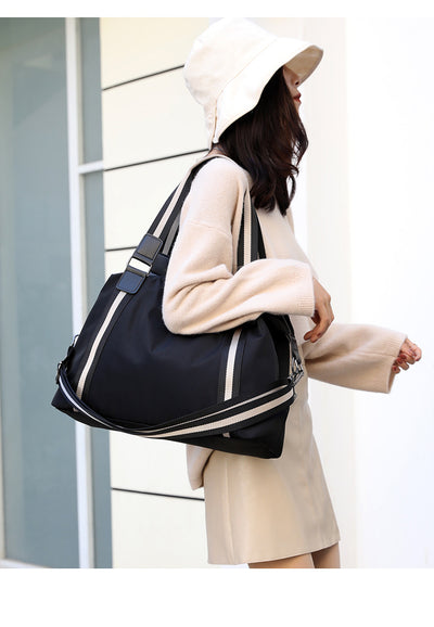 Bolsa de Viaje Plegable para Mujer - Diseño a Rayas Coreano - Image 7