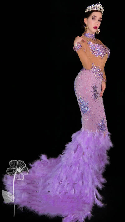 Vestido Corto de Malla Diamantada con Efecto Plumas - Image 8