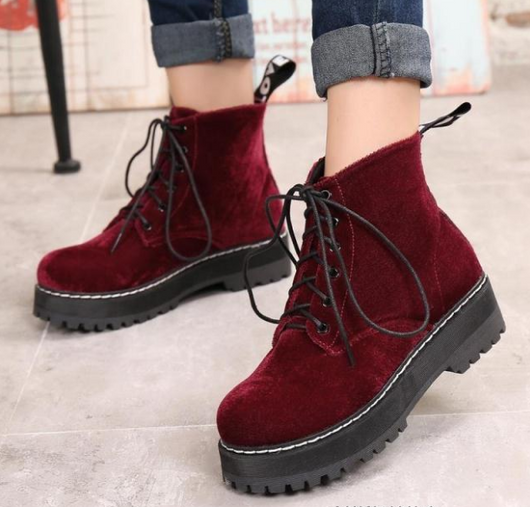 Botas Vintage de Terciopelo con Tiras - Botines Martin de Tacón Grueso - Image 5