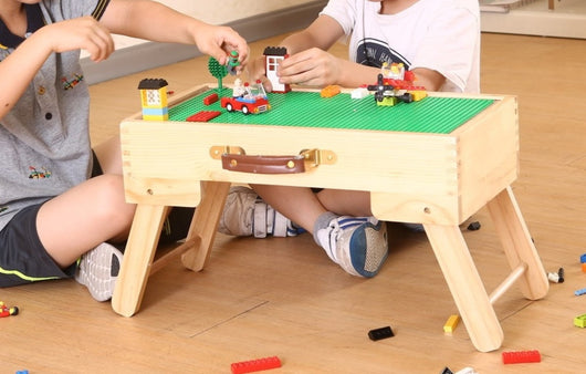 Mesa Plegable Infantil 2 en 1 con Pizarrón y Bloques de Construcción - Image 10