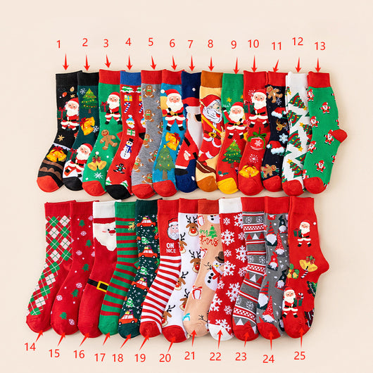 Set de 12 Medias Navideñas Premium en Caja Regalo - Image 17