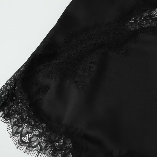 Blusa Elegante de Tirantes con Encaje Decorativo para Verano - Image 12
