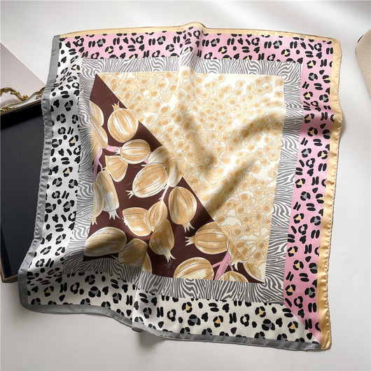 Pañuelo de Seda Artificial Estampado Leopardo con Bloques de Color Granate y Flores para Mujer - Image 6