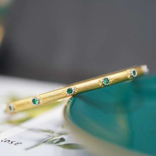 Pulsera Retro de Lujo con Estilo Vintage