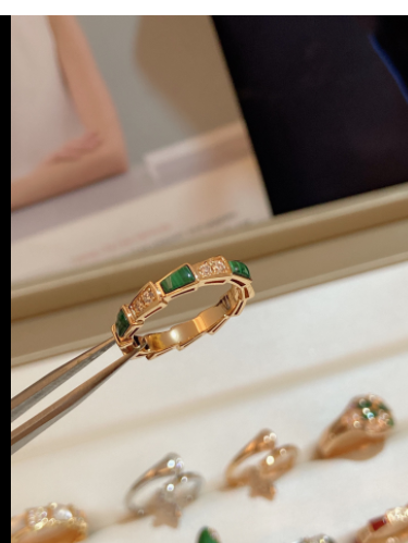 Anillo de Serpiente con Diamantes - Diseño Moderno para Dedo Índice - Image 12