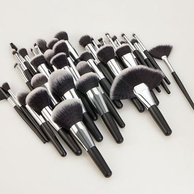 Set Completo de Brochas de Maquillaje con Cerdas Naturales - Image 23