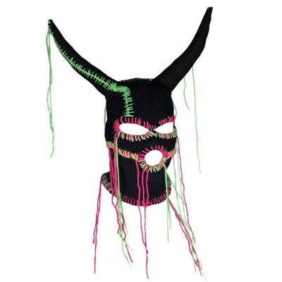 Gorro Tejido a Mano con Líneas de Colores Vibrantes - Image 21