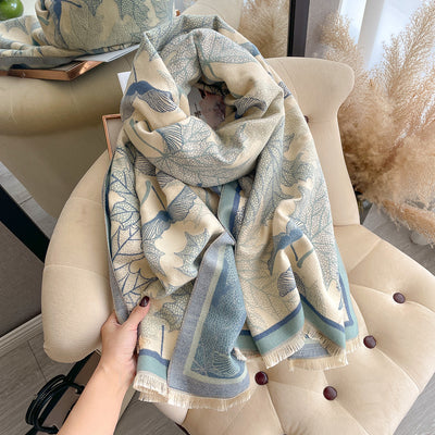 Elegante Pashmina Artificial para Mujer con Estampado de Hojas de Arce - Image 9