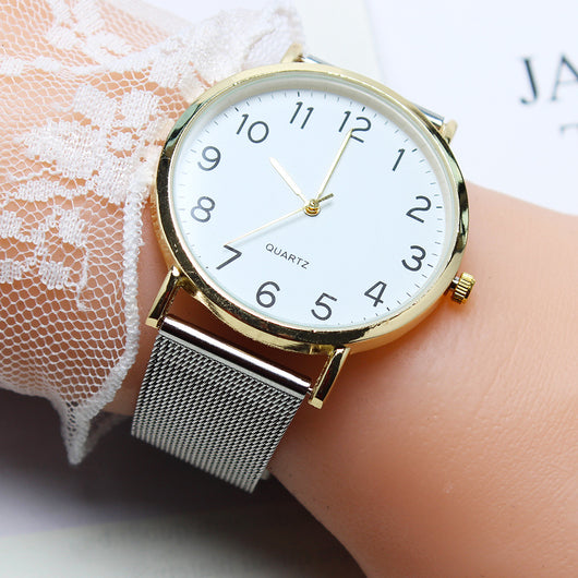 Reloj Digital con Correa para Hombre y Mujer - Image 4