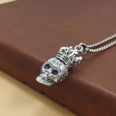 Dije Calavera Corona en Plata Esterlina S925 Estilo Frío - Image 10
