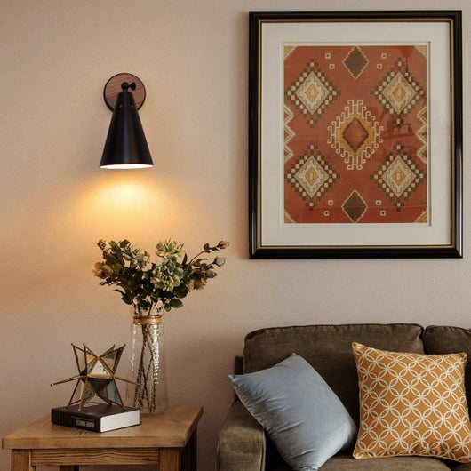 Lámpara de Pared Dorada Personalizada - Diseño en Hierro Artesanal