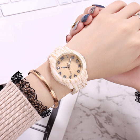 Reloj de Moda Unisex con Patrón de Bambú y Números Creativos - Image 17