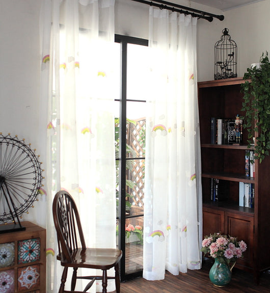 Cortinas de Malla Bordada para Balcón con Diseño de Nubes Arcoíris - Image 15