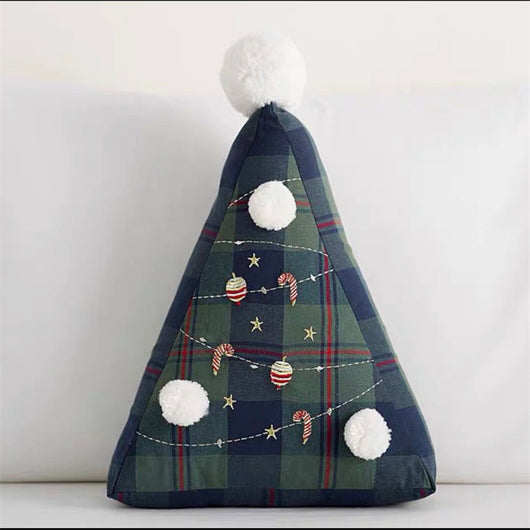 Cojín Navideño Bordado con Diseño Festivo - Image 42