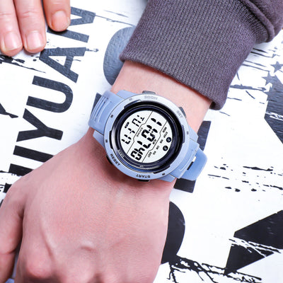 Reloj Electrónico Multifuncional Estilo Coreano para Hombre - Image 15