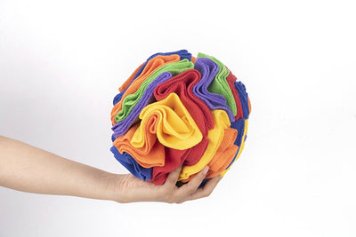 Pet sniffing pad in a ball shape, made of soft polar fleece in shades of pink, purple, and white, for dogs. - Image 32