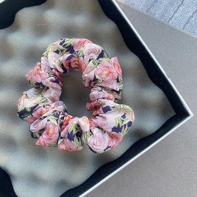 Diadema de Algodón Estampado Rosa Británico - Image 11