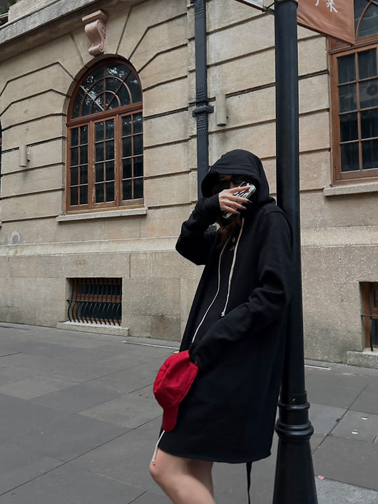 Sudadera Negra Oversize con Cordones y Largo Extendido - Image 10