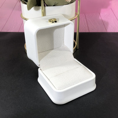 Joyero Blanco con Diseño de Corona Ajustable - Image 18