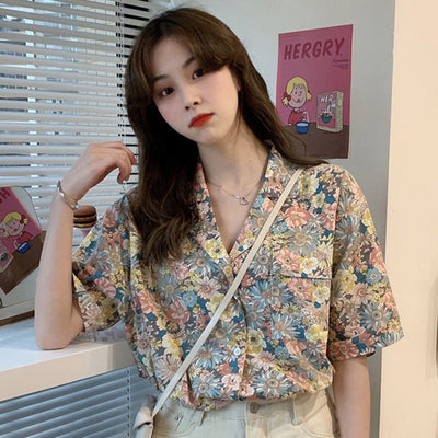 Blusa Retro Floral de Manga Corta para Mujer