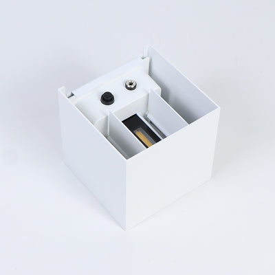 Lámpara de Pared LED Exterior Resistente al Agua en Aluminio - Image 12