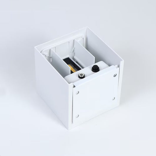 Lámpara de Pared LED Exterior Resistente al Agua en Aluminio - Image 14