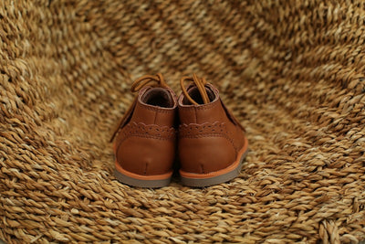 Botas de Cuero Grabado para Niña con Cordones - Cálidas y Antideslizantes - Image 8