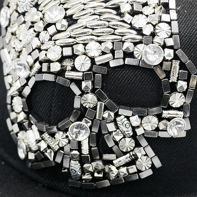 Gorra Harajuku Estilo Europeo Americano con Calavera y Remaches Cruzados - Image 32
