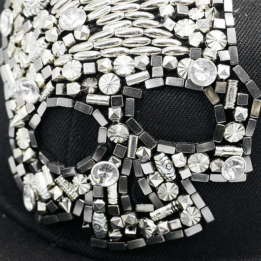 Gorra Harajuku Estilo Europeo Americano con Calavera y Remaches Cruzados - Image 32