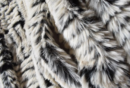 Abrigo de Lana de Cordero Corto Acolchado para Mujer - Image 9