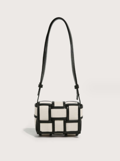 Bolsa de Lona Blanca y Negra con Contraste Elegante - Image 10