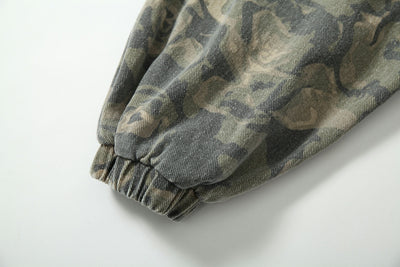 Chaqueta Camuflada con Parches Retro Graffiti - Image 19