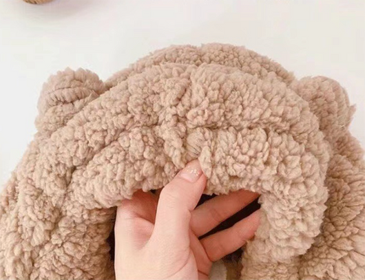 Gorro Oso Cálido con Bufanda Integrada, Máscara y Cordón Ajustable - Image 15