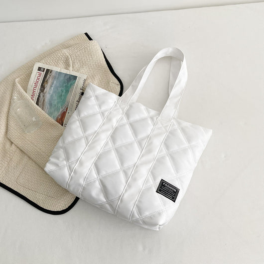 Bolsa Acolchada Diamond para Viajero Urbano - Image 8