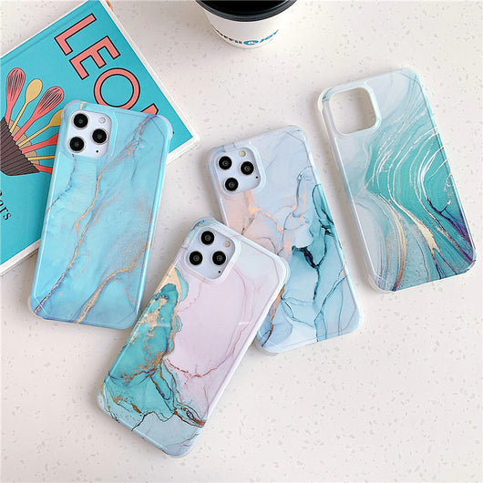 Funda de Mármol Dorado con Protección de Cuatro Esquinas - Image 3