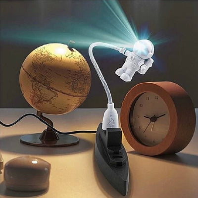 Lámpara de Escritorio LED Astronauta con Puerto USB - Diseño Romántico Moderno - Image 11