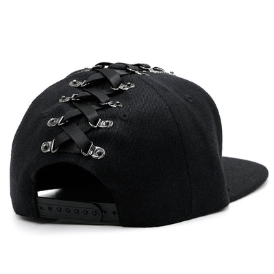 Gorra Punk Hip Hop con Visera Plana y Cinturón Tejido Remachado Unisex - Image 27