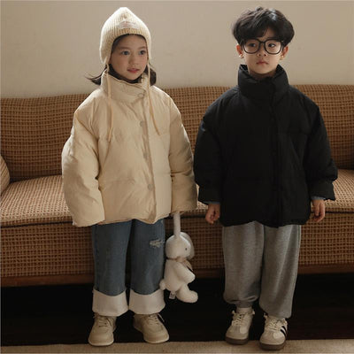 Abrigo Acolchado Corto para Niños - Invierno Cálido y Resistente
