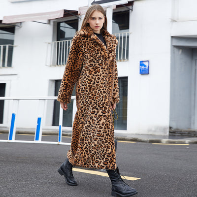 Abrigo Largo de Piel Sintética con Cuello de Conejo y Estampado Leopardo - Image 7