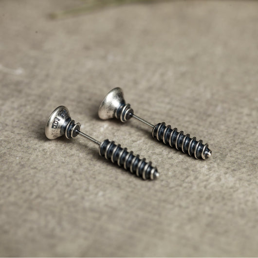 Aretes Punk Hip Hop Plata Tailandesa con Tornillos y Tachuelas - Image 9