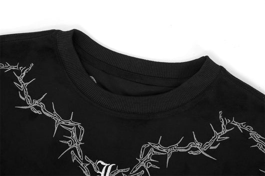 Playera Manga Larga Cuello Redondo con Bordado Gótico para Hombre - Image 13