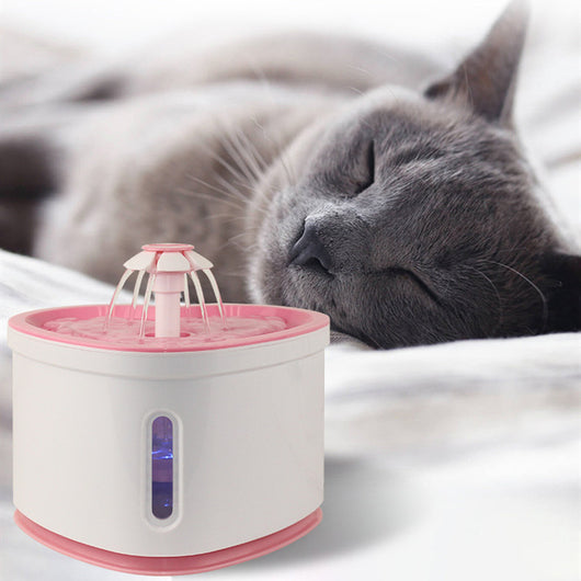 Fuente Automática para Mascotas con LED y Carga USB - Image 9