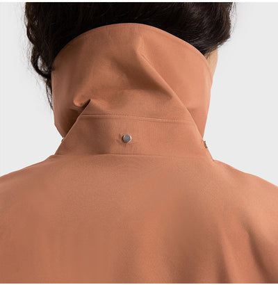 Gabardina Corta Impermeable y Transpirable para Mujer con Capucha Desmontable - Image 20