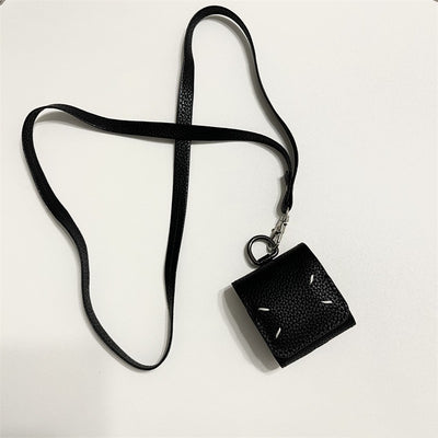 Funda Protectora para Auriculares Magila de Cuero Minimalista con Cadena - Image 14