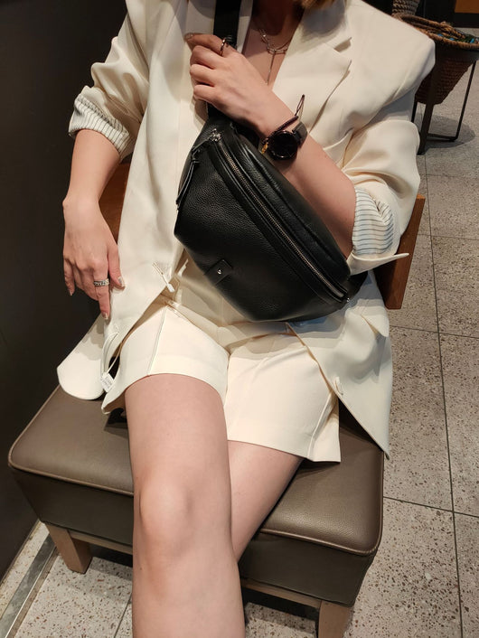 Bolso de Cintura en Cuero Genuino para Mujer - Diseño Minimalista y Versátil - Image 18
