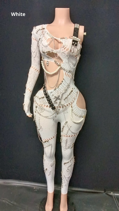Jumpsuit Elegante con Cutouts y Cadena de Perlas para Mujer - Image 12
