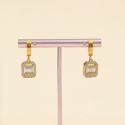 Aretes Retro de Acero Titanio con Diseño de Hebilla Cubo de Azúcar - Image 9